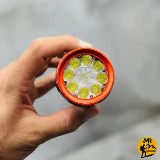 چراغ قوه فانوسی زینگارو مدل YES-M119