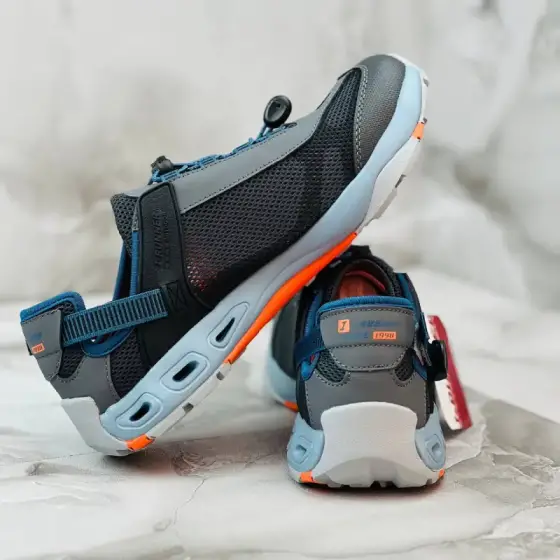 صندل طبیعت گردی و آب نوردی زنانه آی رانر