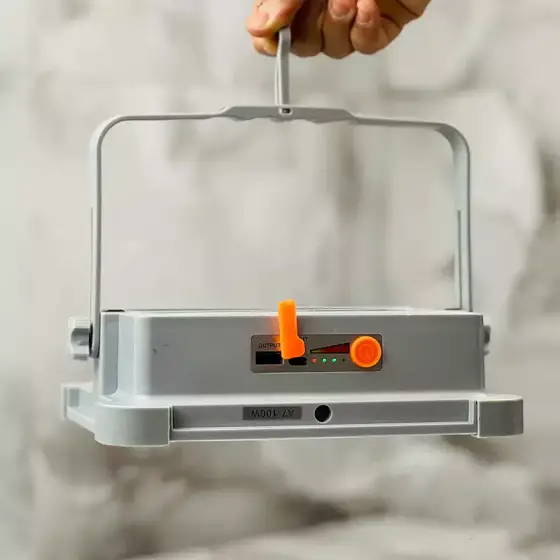 پروژکتور شارژی 100 وات مدل A7-100W