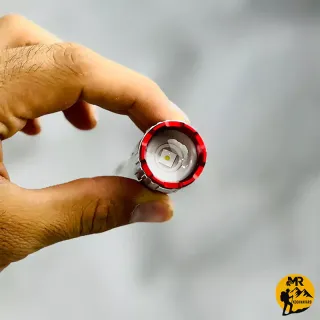 چراغ قوه یامو مدل YEMAO YM-F605X